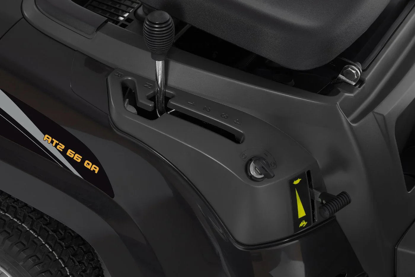 Alpina Aufsitzmäher AT2 66 QA