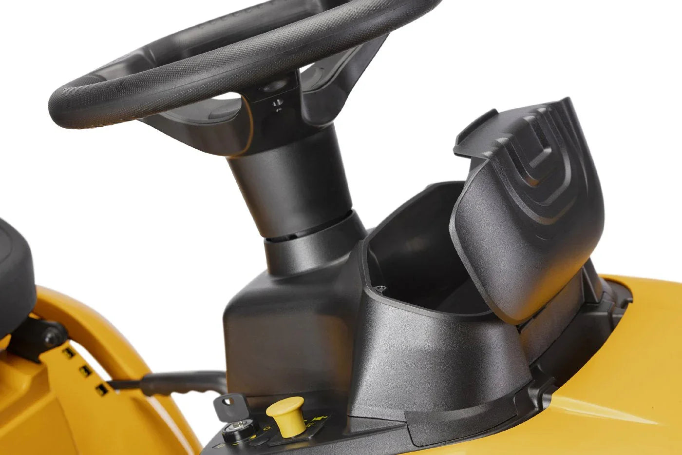 Stiga Rasentraktor Estate 598 W Special HONDA - Winterpaket mit Schneeschild und Schneeketten