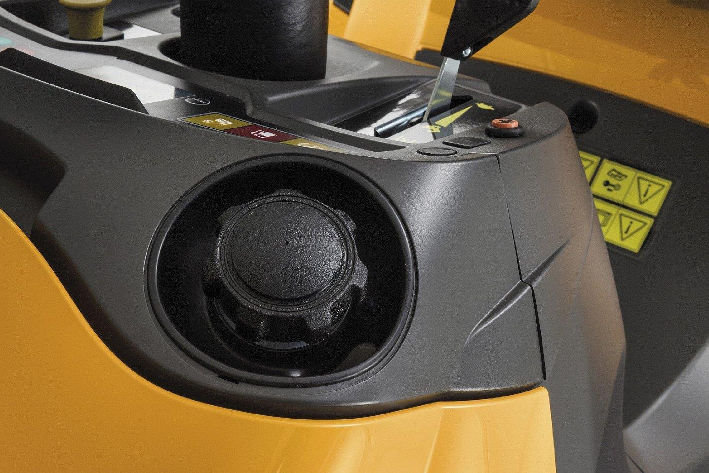 Stiga Rasentraktor Tornado 7108 W Special