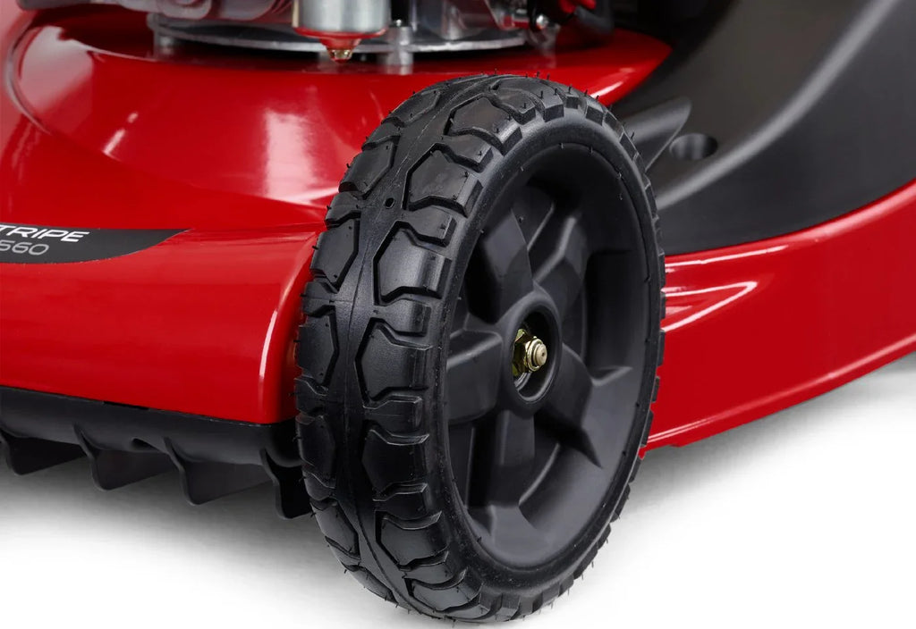 Toro Kontur-Benzinrasenmäher mit Walzenantrieb ProStripe 560