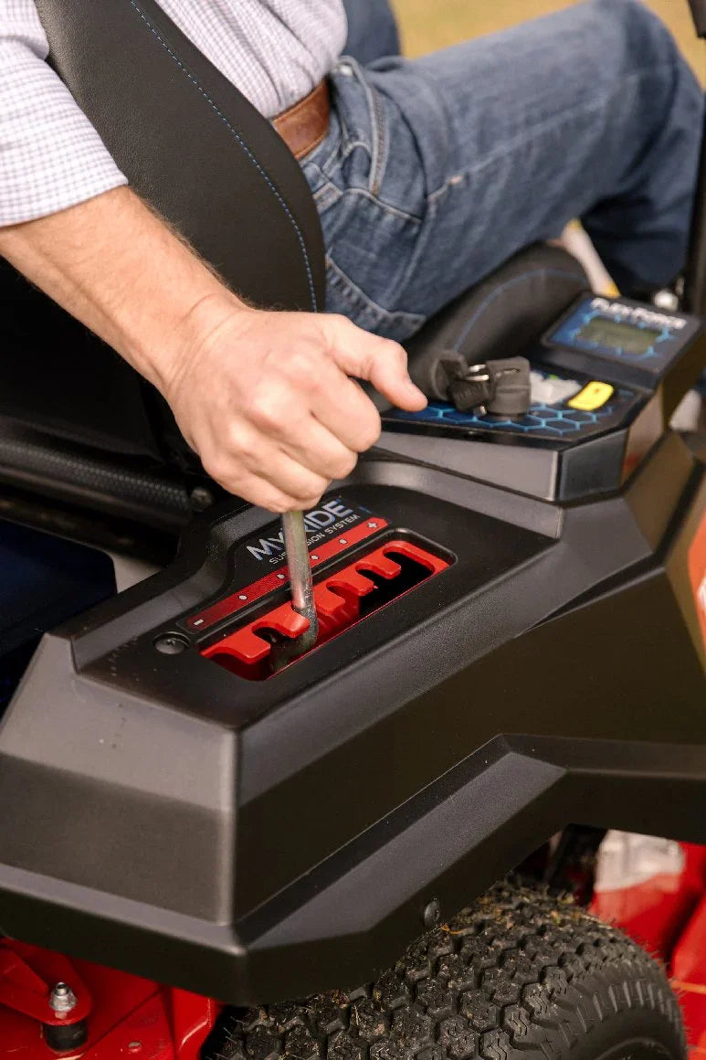 Toro Akku-Null-Wendekreis Mäher TimeCutter MyRIDE eMR 4275T Ausstellungsgerät