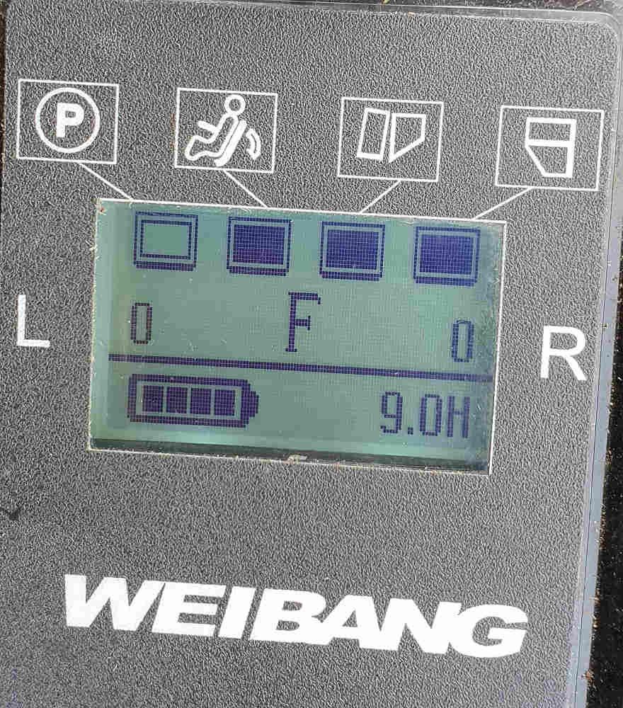 Weibang Akku-Rasentraktor WB 81 EC